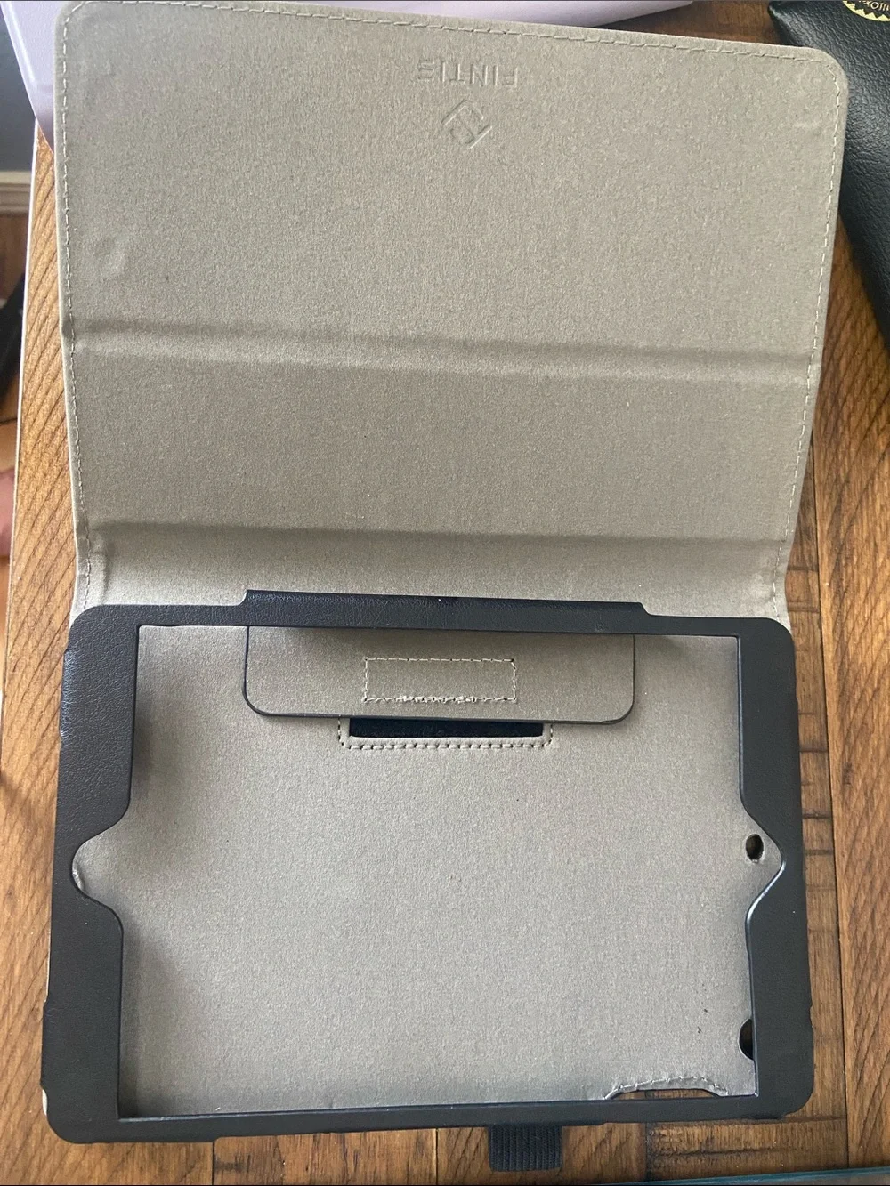 Composition Book Tablet Cover iPad Mini 1/2/3 EUC Black and White
